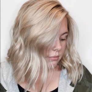 Meet your Posher, Cortney